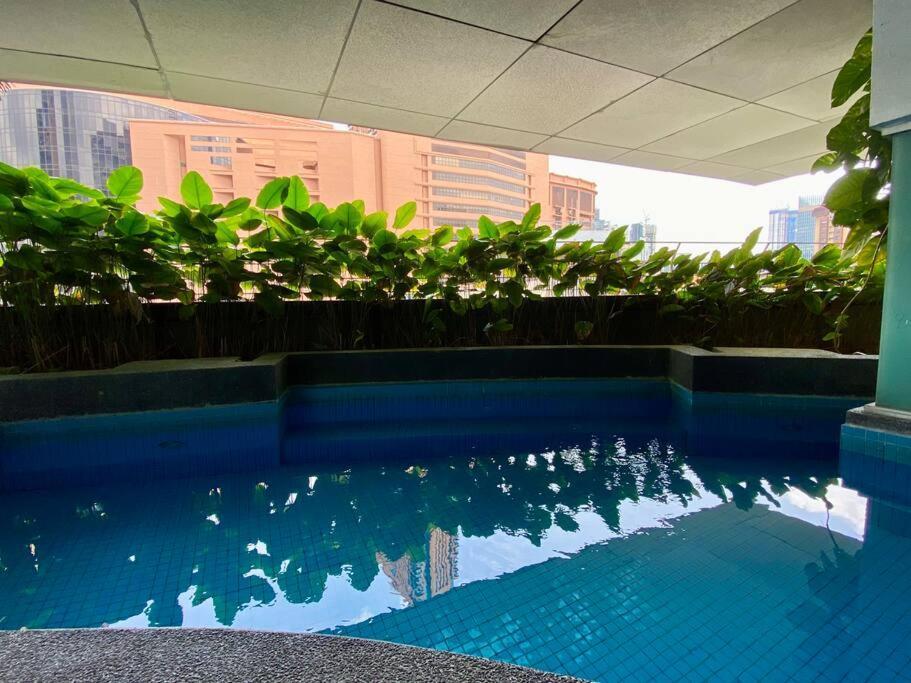 Spacious 3R,2R,Studio 5Min Walk To Time Square,Lalaport, Pool,Gym,Wifi Apartment Kuala Lumpur Exterior photo