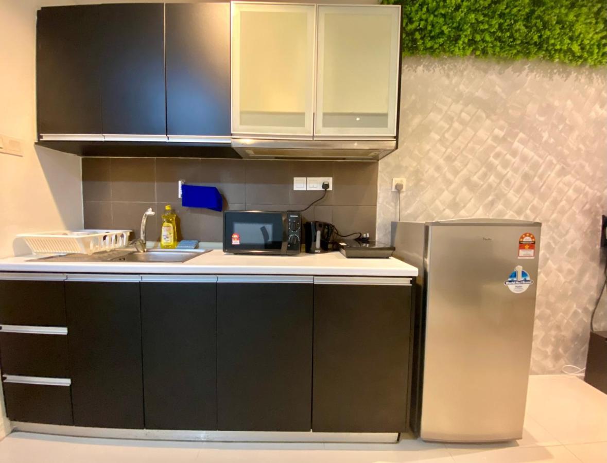 Spacious 3R,2R,Studio 5Min Walk To Time Square,Lalaport, Pool,Gym,Wifi Apartment Kuala Lumpur Exterior photo