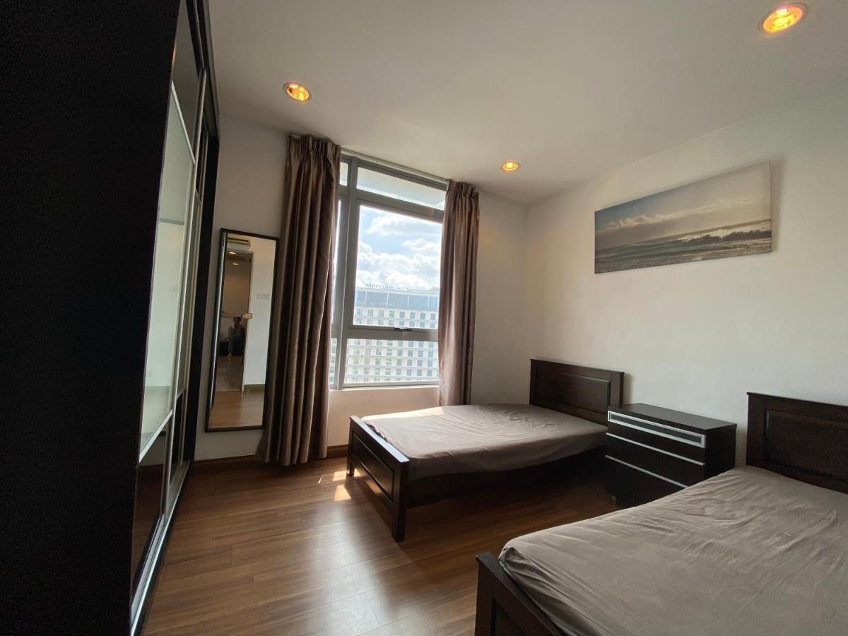 Spacious 3R,2R,Studio 5Min Walk To Time Square,Lalaport, Pool,Gym,Wifi Apartment Kuala Lumpur Exterior photo