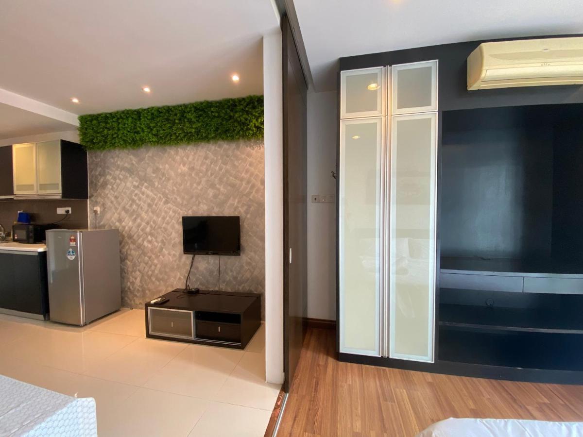 Spacious 3R,2R,Studio 5Min Walk To Time Square,Lalaport, Pool,Gym,Wifi Apartment Kuala Lumpur Exterior photo